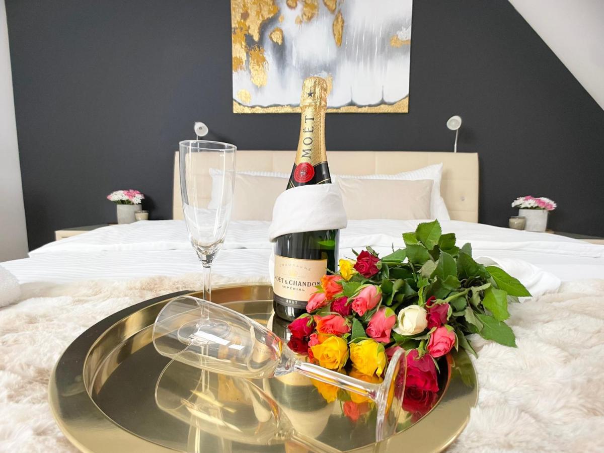 M-Style 04 Apartment Mit Balkon Und Gasgrill, 24H Self-Check-In, Free Parking, Netflix Nürnberg Exterior foto